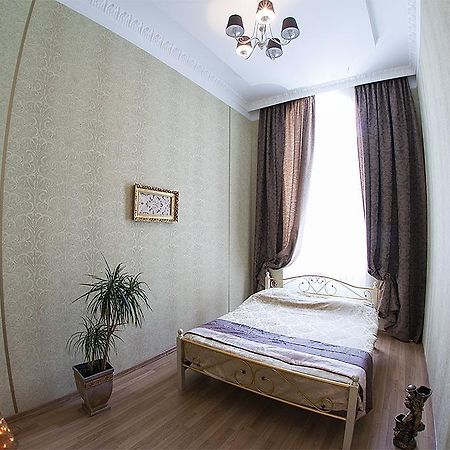 Apartment vozle teatra Opery i Baleta Leopoli Esterno foto