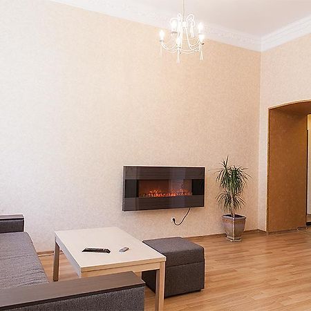 Apartment vozle teatra Opery i Baleta Leopoli Esterno foto